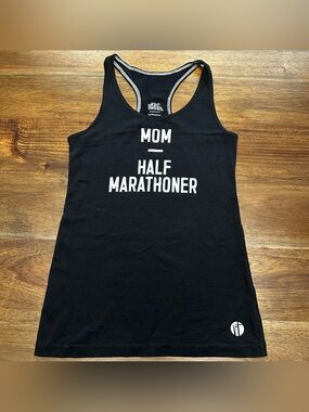 Raw Threads Mom Half Marathoner Running Tank Top XS